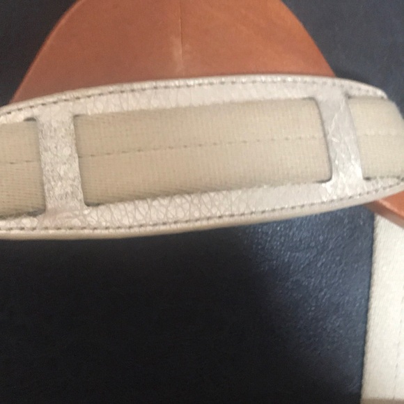 Handbag - Picture 7 of 8